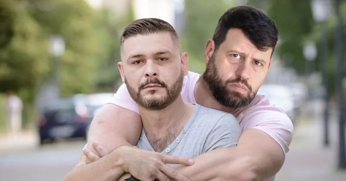 Véleménycikkben védi a Puzsért megütő Ábrahám Róbertet a Pesti Srácok
