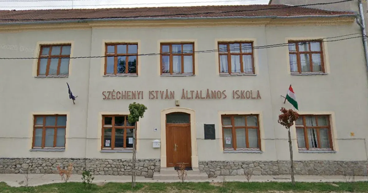 Börtönbüntetést kért egy szülőre a nagycenki iskola igazgatója egy Facebook-bejegyzés miatt