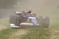 Pérez és Cunoda is odacsapta magát, a két McLaren is Verstappen előtt a hungaroringi időmérőn