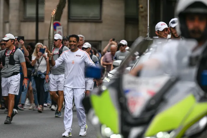 Két évet kapott az egyik olimpiai fáklyavivő ellen merényletre készülő francia náci