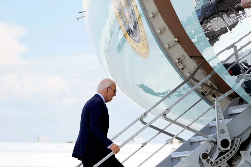 Joe Biden visszalépését javasolja több volt demokrata tisztviselő