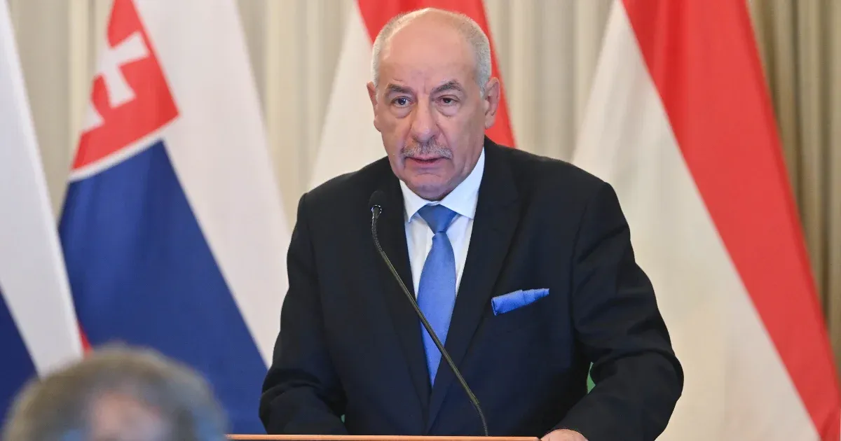 Sulyok Tamás nem karolja fel a bírói fizetésemelések ügyét, mert „nem áll módjában”