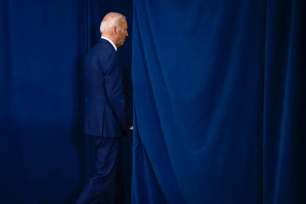 Biden legszűkebb köréből is voltak, akik egy perccel a bejelentés előtt tudták meg a visszalépését