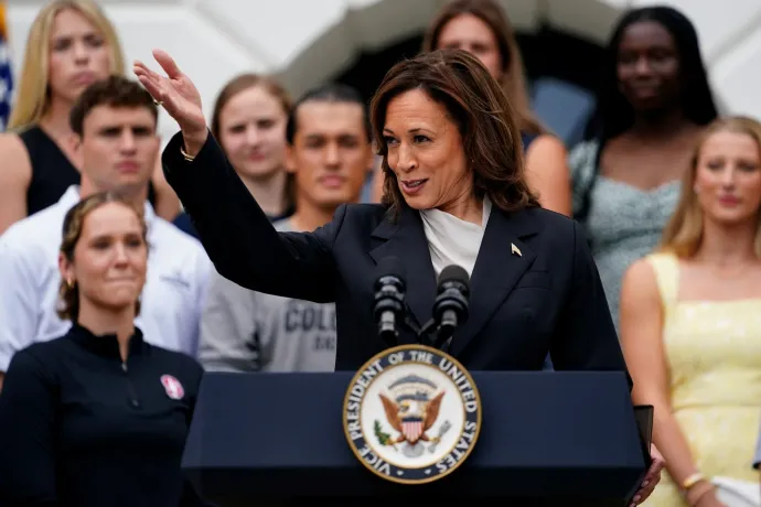 Kamala Harris fiatal sportolók előtt magasztalta Joe Bident