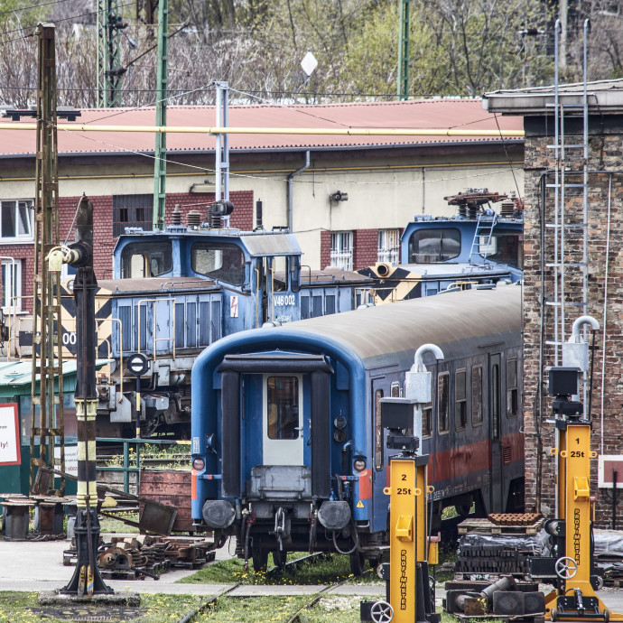 Tele van kérdőjelekkel az álomszerű utasszám-növekedés, amit a MÁV kommunikál