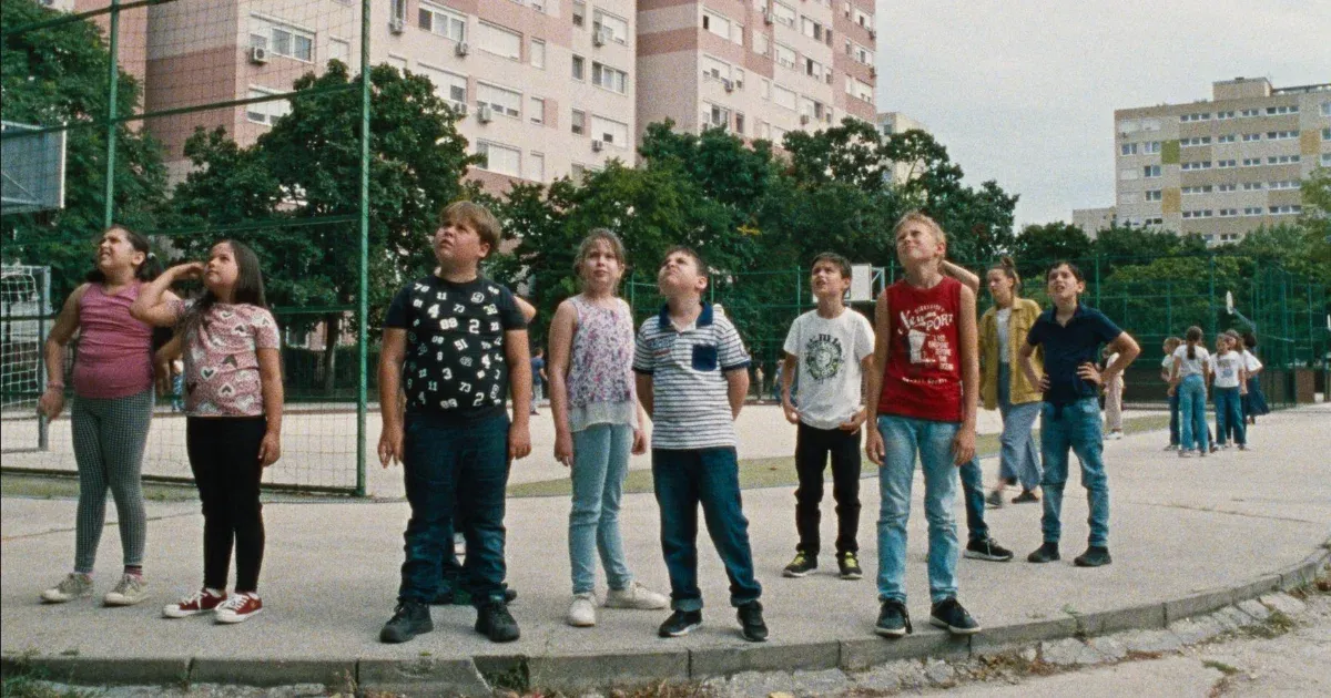 Megjelent Szimler Bálint filmje, a Fekete pont előzetese