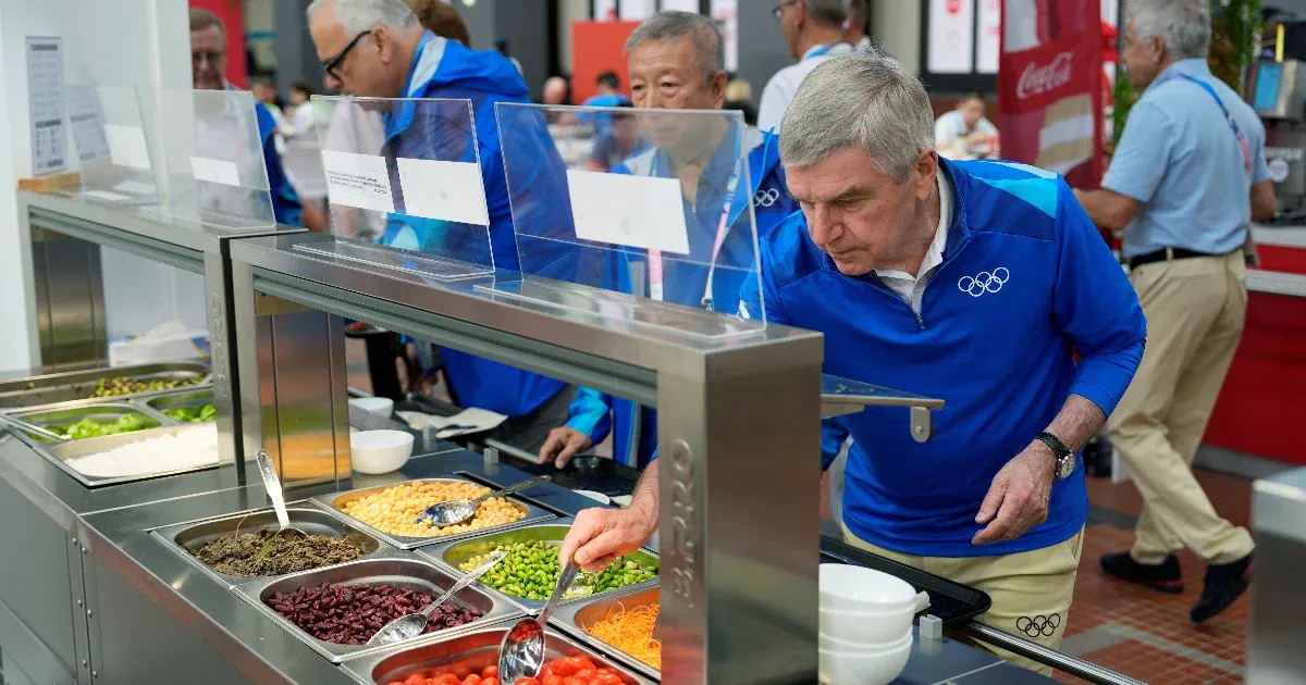 Michelin-csillagos séfek is főznek az olimpikonokra Párizsban