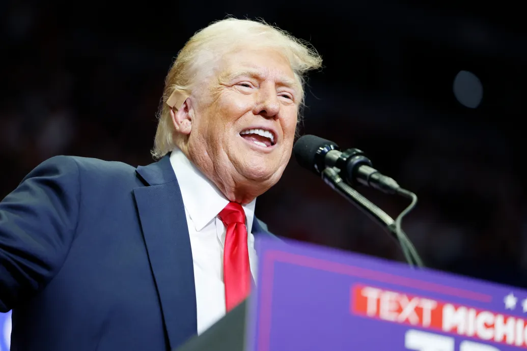 Trump azt tanácsolta unokaöccsének, hogy hagyja meghalni fogyatékossággal élő fiát