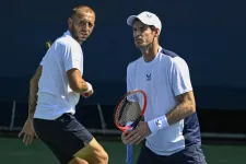 Erőnléti problémák miatt csak párosban indul Párizsban az olimpia után visszavonuló Andy Murray