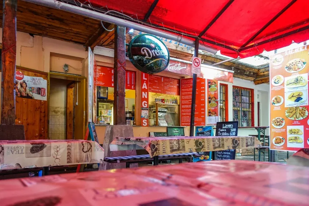 Több mint hárommilliós bírságot szabott ki a Nébih a hazai strandbüfék és street food árusokra