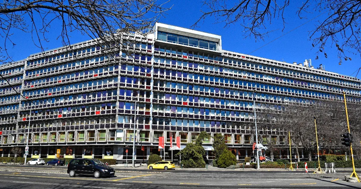 A családbarát kormány a kicsi gyereket nevelő MÁV-dolgozóknak is betiltotta a home office-t, és ez jogilag sem biztos, hogy rendben van