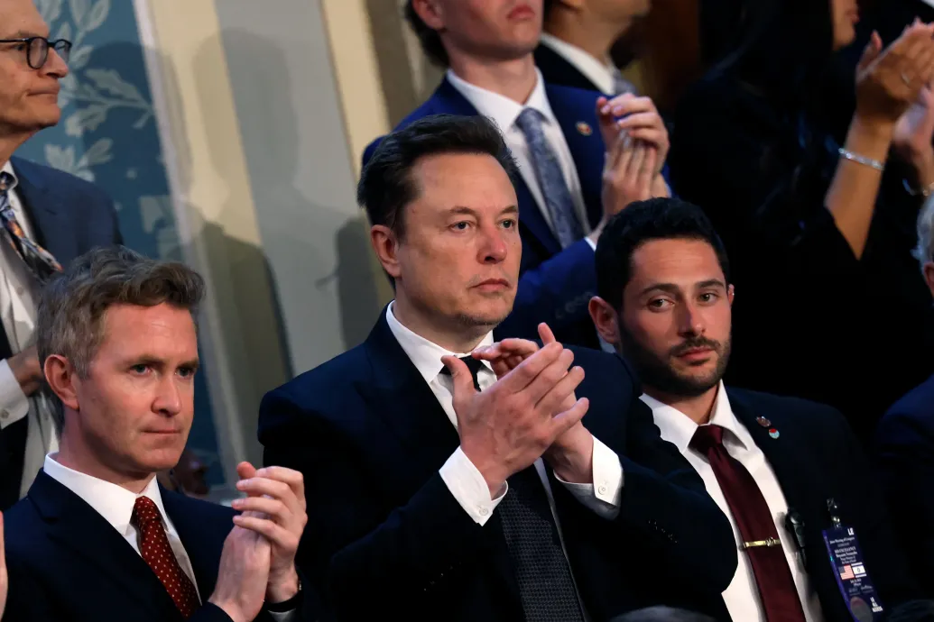 Egy nap alatt 21,7 milliárd dollárral lett szegényebb Elon Musk