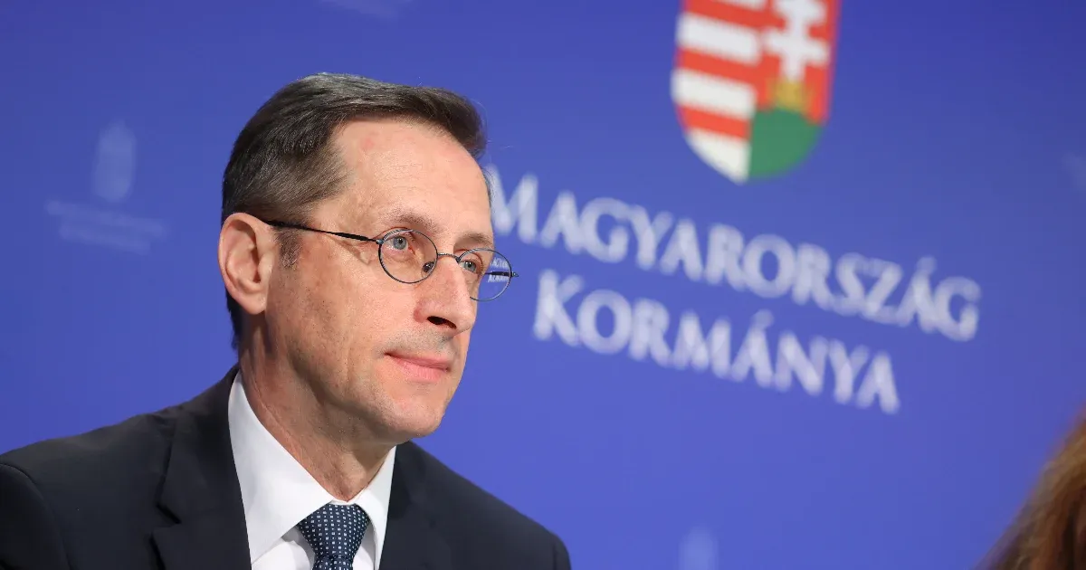 Varga Mihály szerint a piacinál kedvezőbb feltételekkel vette fel a kormány a kínai gigahitelt