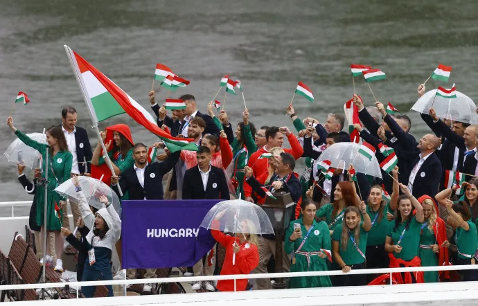 La delegación húngara en la inauguración – Fotografía: Piroska van de Woo/Reuters