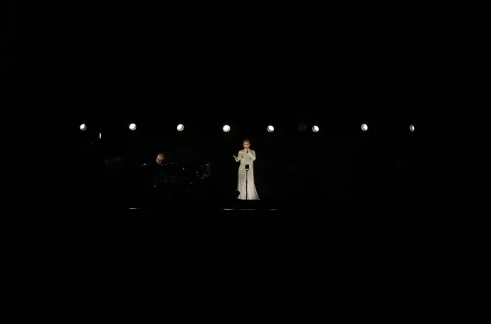 Celine Dion en la inauguración – Fotografía: Anushree Fadnavis/Reuters