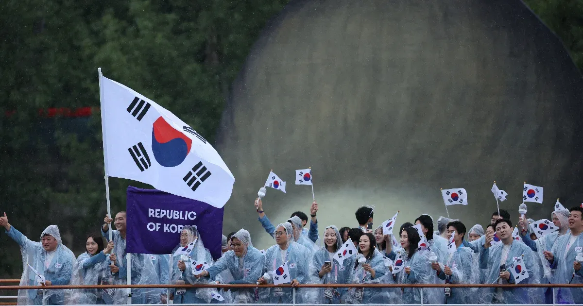 Baki az olimpia nyitóünnepségén: Dél-Koreát Észak-Koreaként mutatták be