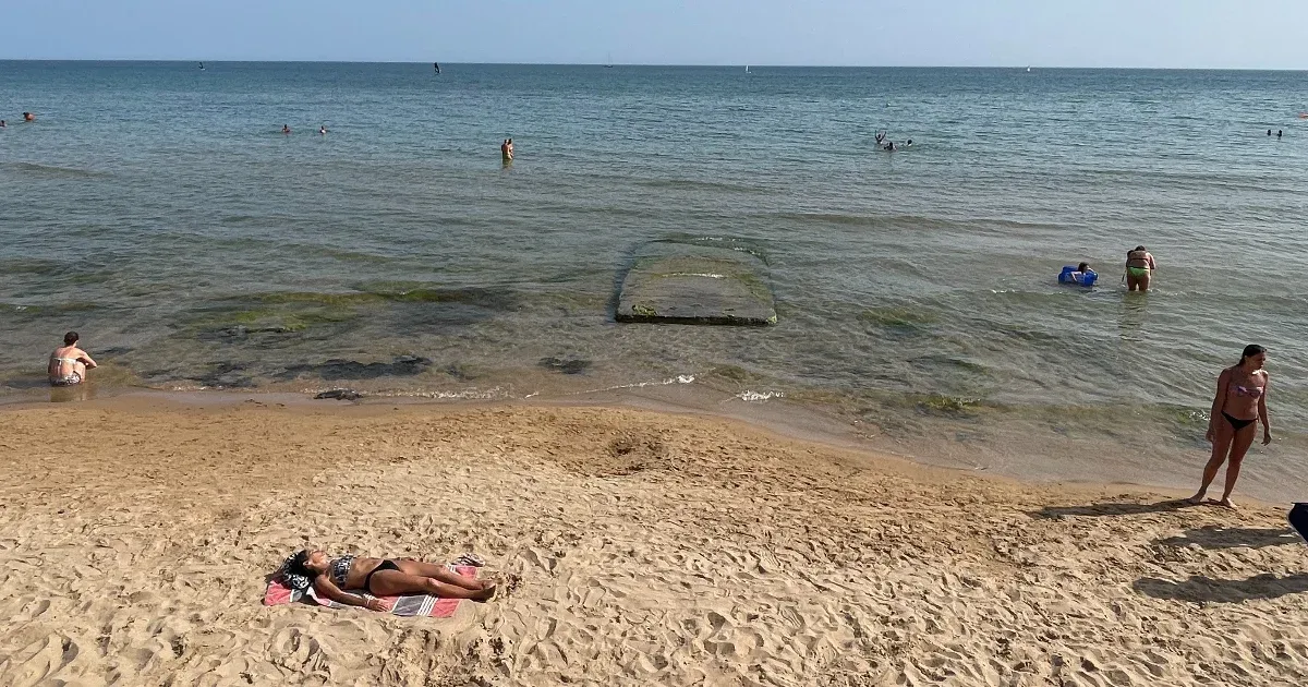 El mar en Italia ya está tan caliente como la orina