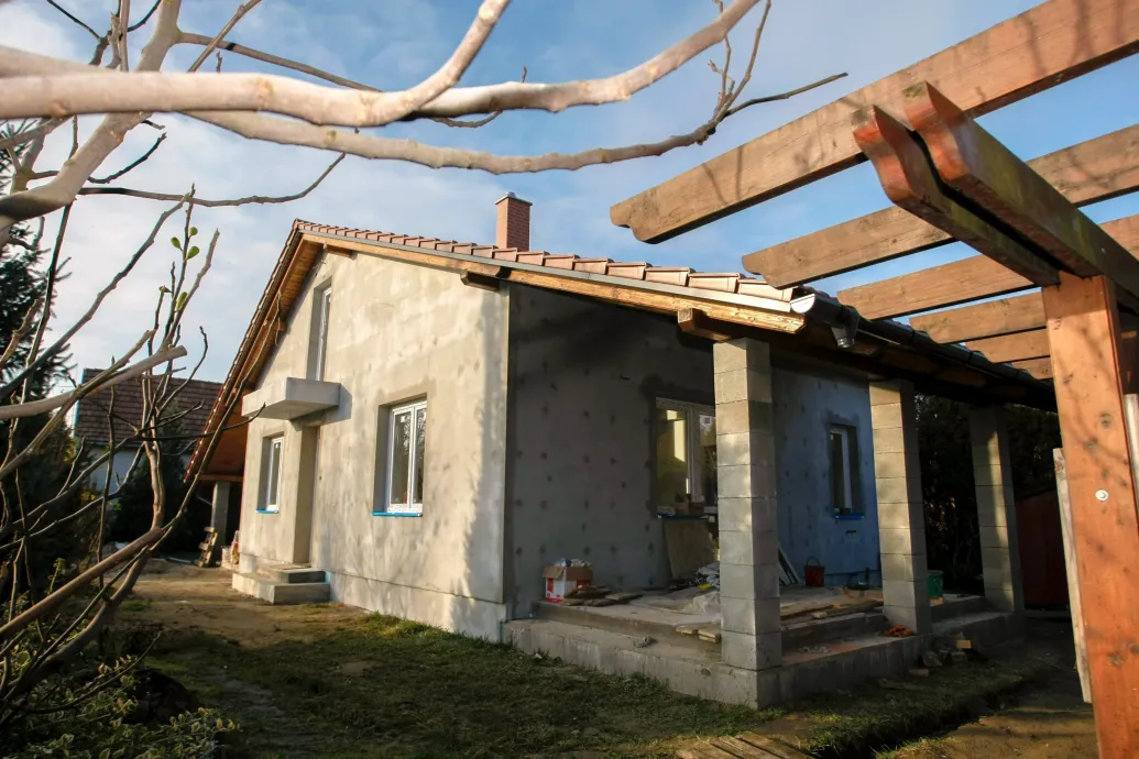 Megtorpant a lakásépítési kedv Magyarországon, az árak a plafont súrolják