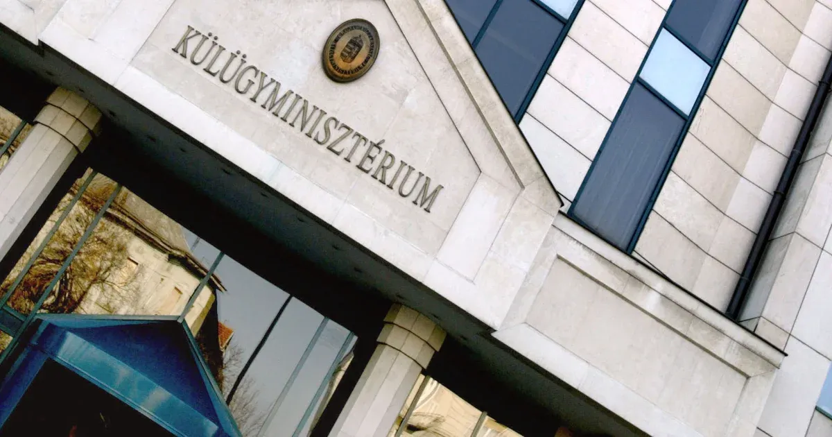 KKM: Álhír, hogy a magyar kormány megvétózta az uniós nyilatkozatot Venezueláról