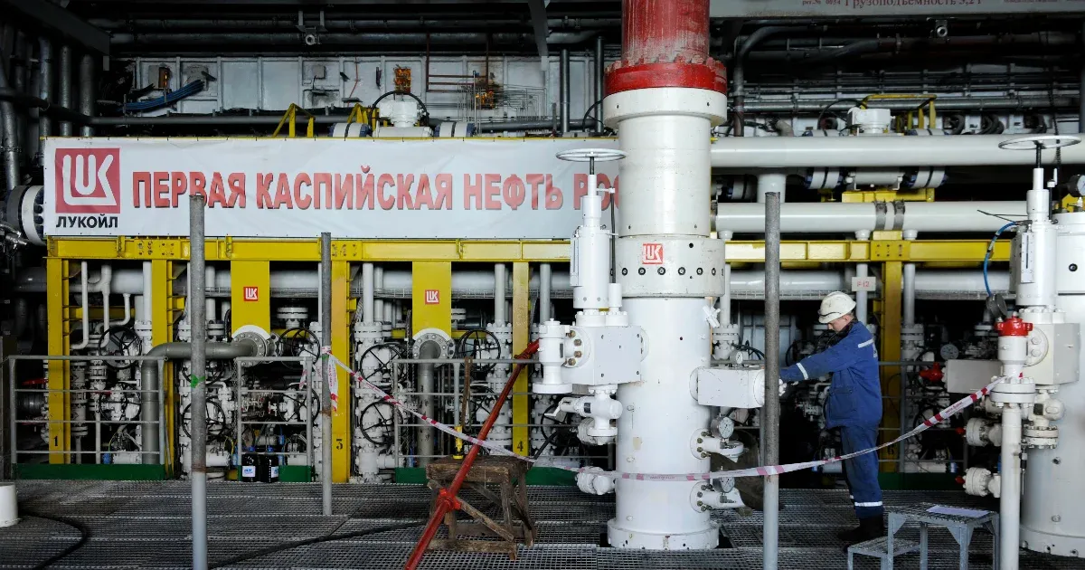 Már múlt hét óta vizsgálódik a Lukoil-ügyben az Európai Bizottság, amit Szijjártó tétlenséggel vádolt