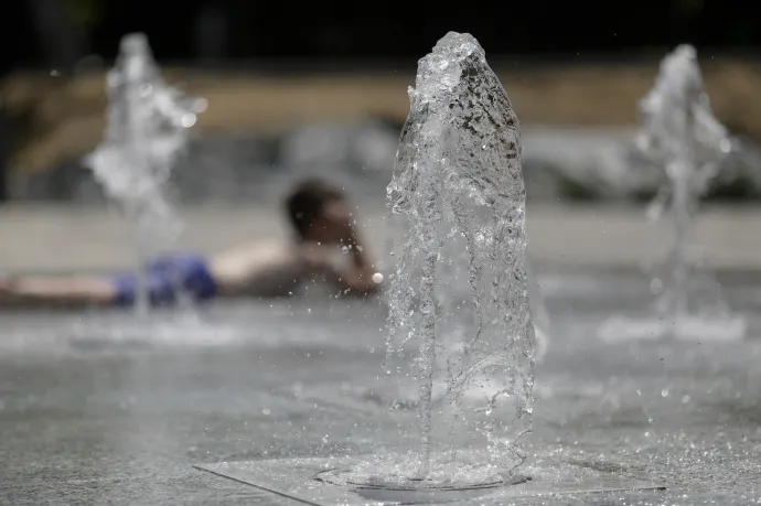 Akár 37 fok is lehet vasárnap, fokozott hőségveszély az ország nyugati részén