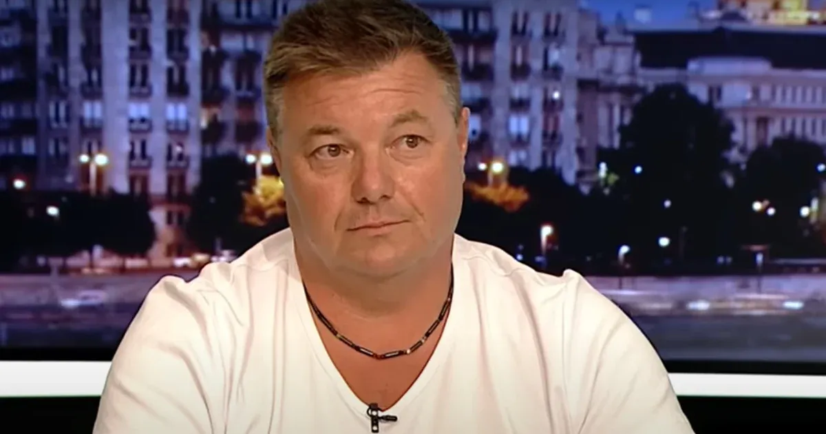 A DK felfüggesztette a Gyurcsány Ferenc lemondását követelő Leel-Őssy Gábor párttagságát