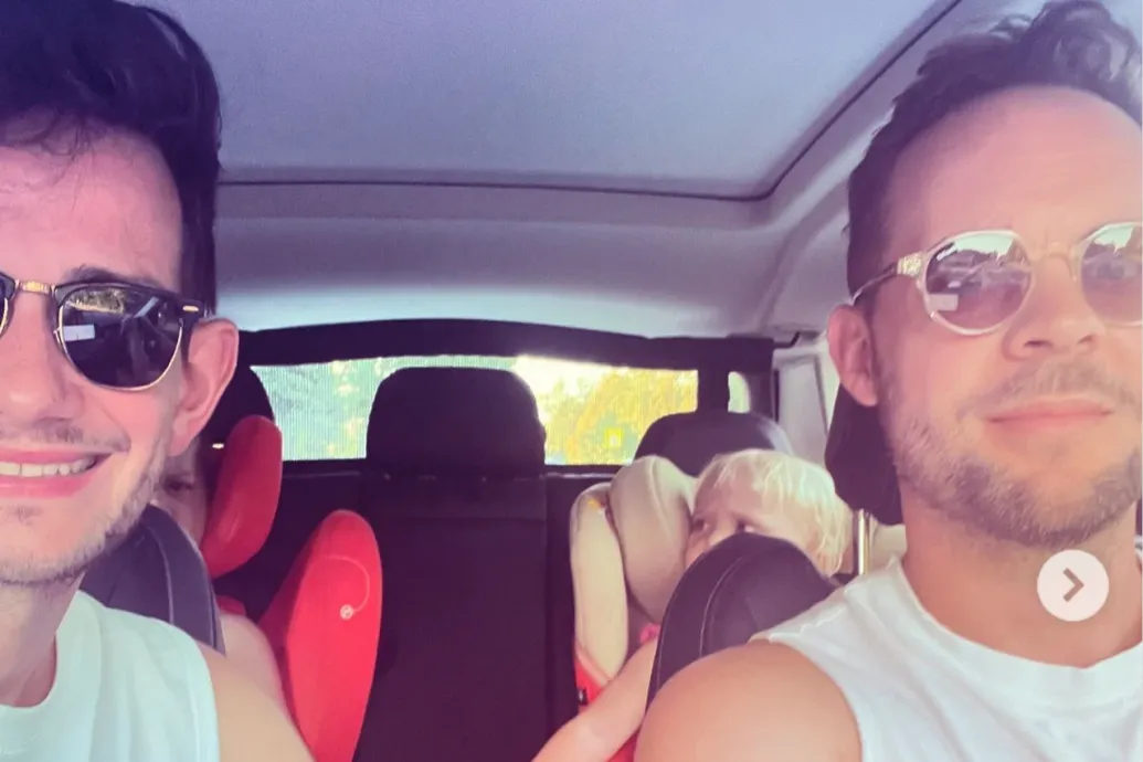 Nem kapott családi jegyet Pál Márton négytagú szivárványcsaládja az egyik balatoni strandon