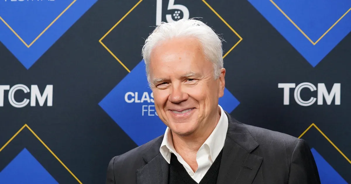 Tim Robbins Debrecenbe érkezik a színházi társulatával