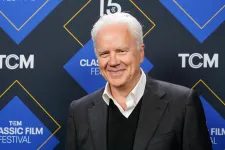 Tim Robbins Debrecenbe érkezik a színházi társulatával