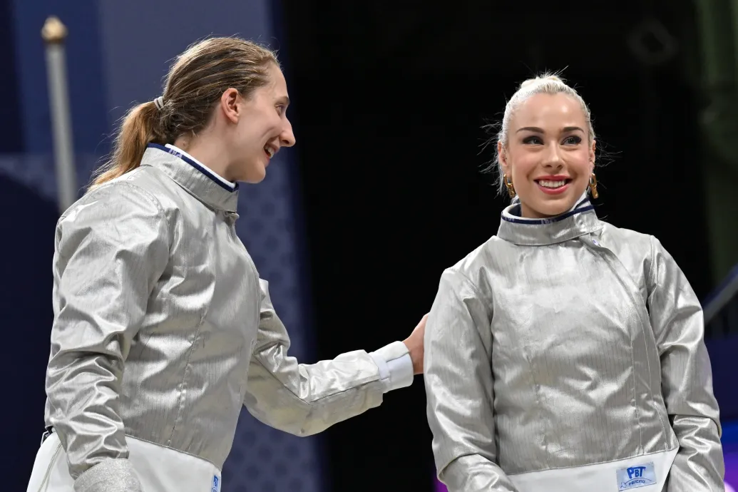 Milák éremért úszik, páston az éremesélyes női kardcsapat – a magyarok szombati programja