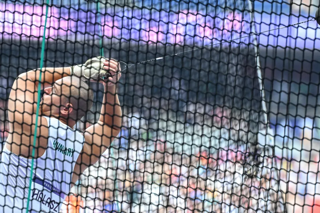 Halász Bence olimpiai ezüstérmes kalapácsvetésben