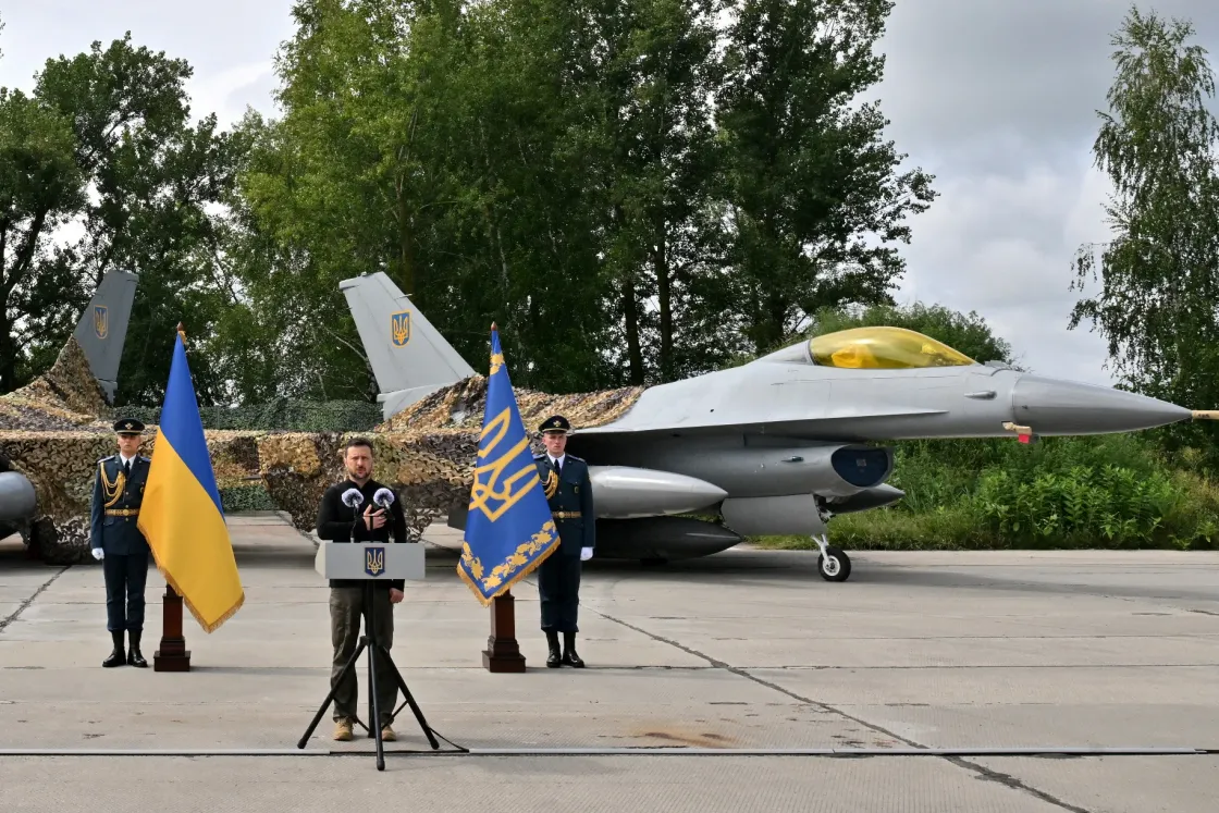 Első körben lelki többletet, hosszú távon stratégiai előnyt hozhatnak az F–16-osok Ukrajnának