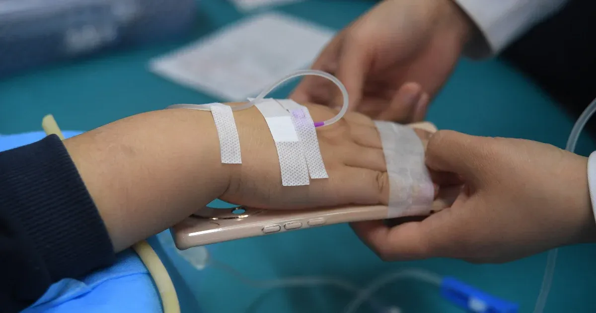 A Kúria szerint is orvosi mulasztások miatt halt bele egy 2,5 éves gyerek a bárányhimlő szövődményeibe