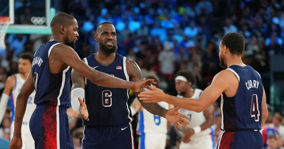 Steph Curry parádézott a végén, az amerikaiak nyerték az olimpiai kosárdöntőt