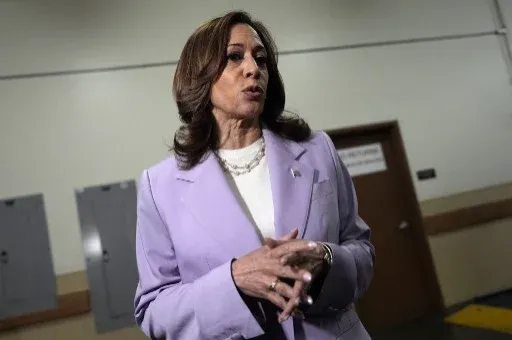 Elítélt egy gázai iskolaépület elleni izraeli támadást Kamala Harris