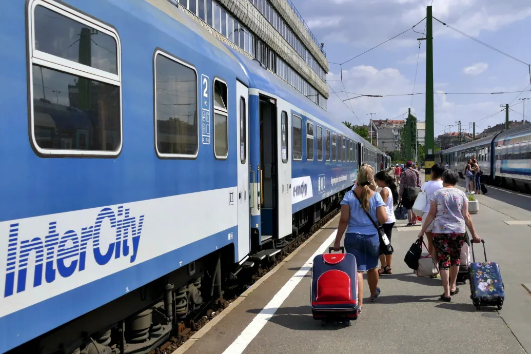 Decembertől nőhet a debreceni, szegedi és békéscsabai InterCity-k menetideje