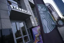 Távozik a Starbucks vezérigazgatója, mert drasztikusan csökkentek az eladások