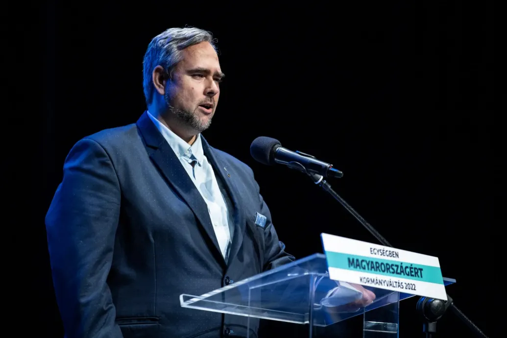 Házkutatást tartottak a rendőrök az óbudai polgármesternél