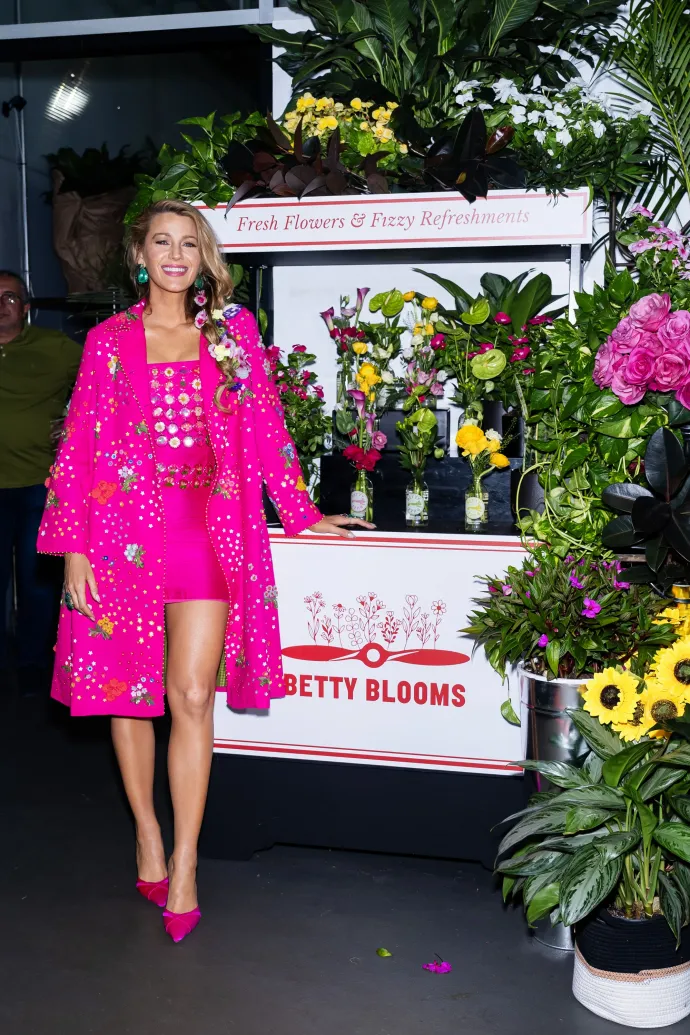 Blake Lively a Betty Blooms megnyitóján New Yorkban 2024. augusztus 3-án – Fotó: Gotham / Getty Images