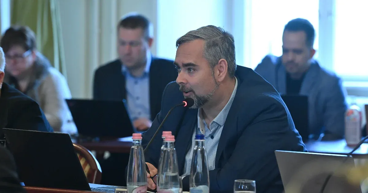Vádalkut kötött az ügyészséggel Kiss László korábbi munkatársa, 14 hónap fogházat kapott