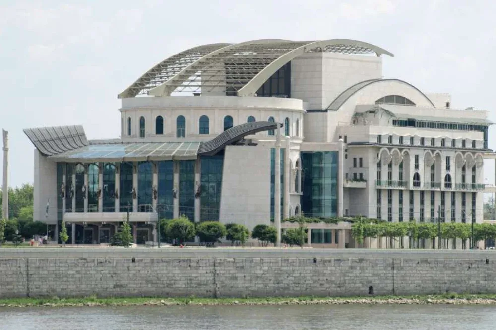 Újabb baleset a Nemzeti Színházban, most egy díszletező munkás sérült meg