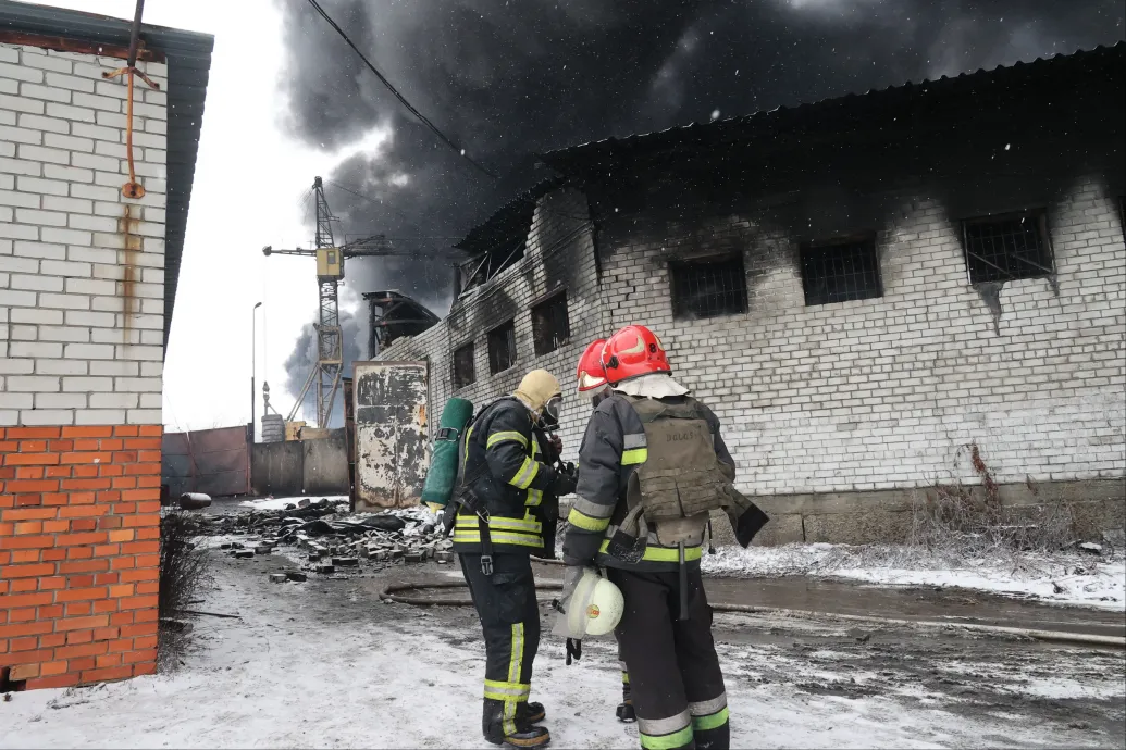 Orosz-ukrán energiaháború: néha lövik egymást, néha vigyáznak egymásra, mint a hímes tojásra