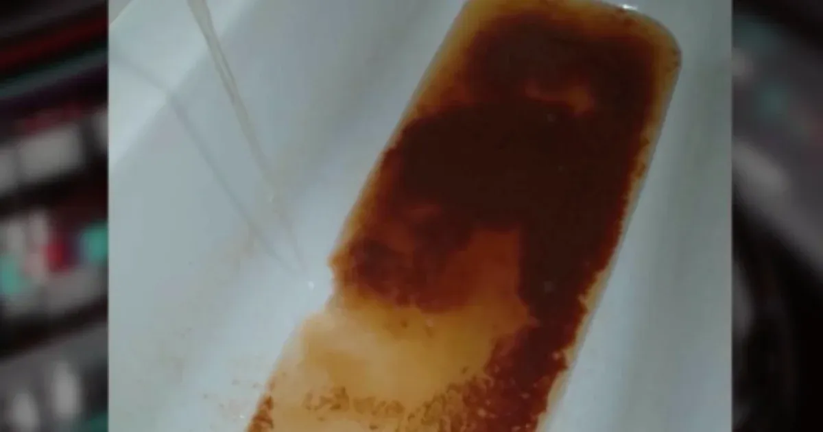 Sajnos nem sörízű, csak sörszínű víz folyik a csapokból Tiszavasváriban