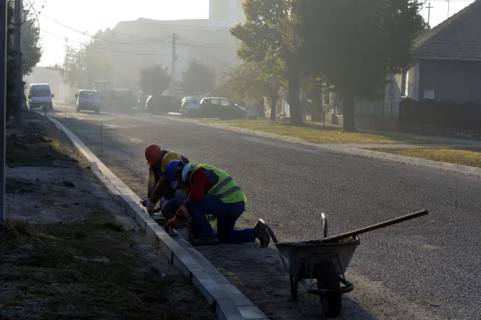 Három éven belül 400 ezer forintos minimálbérről beszél a kormány, de ez egymillió embernek nem biztos, hogy tetszeni fog