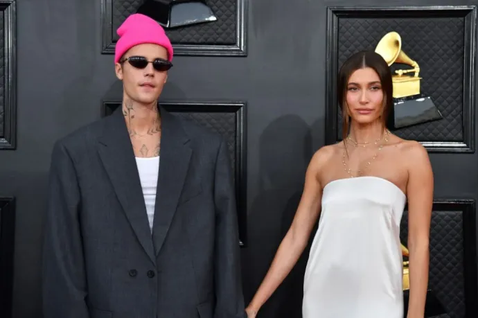 Megszületett Justin Bieber és Hailey Bieber gyermeke