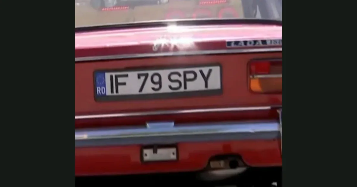 Lefoglalták Andrew Tate tűzpiros Zsiguliját is – a Ferrari mellett