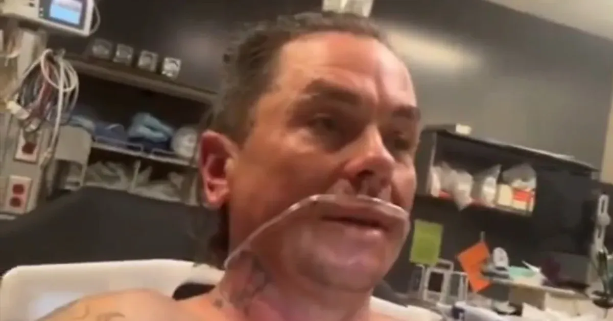 Megégett a Slipknot-tag Sid Wilson arca és karja egy tábortűzben