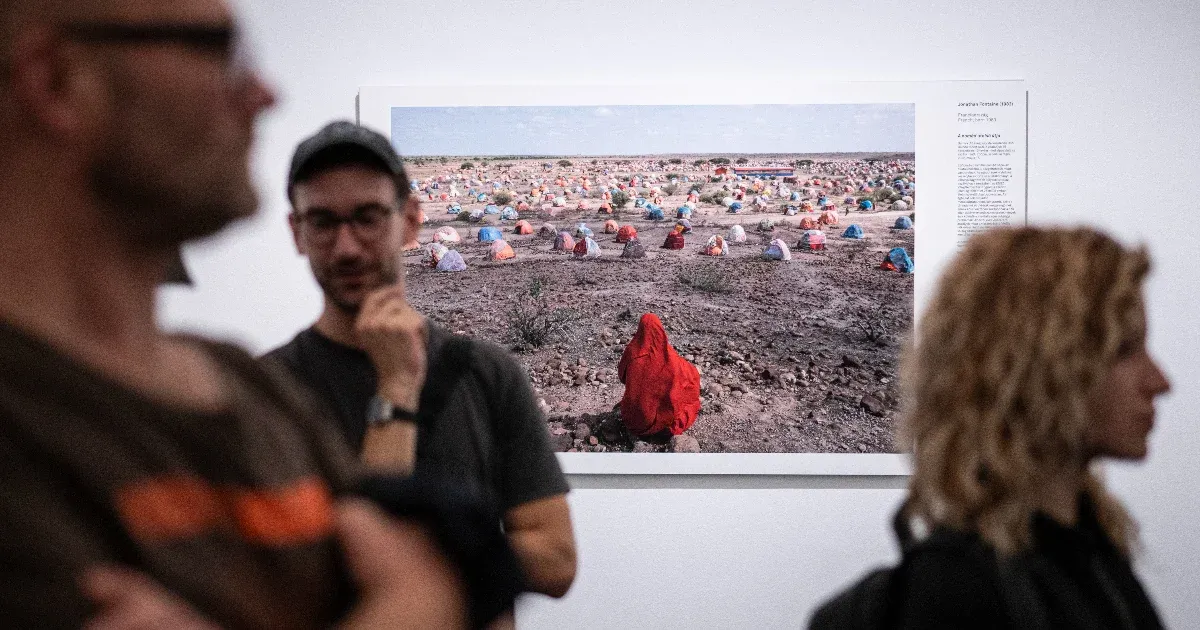 Profilváltásra, váratlan karbantartási és belsőépítészeti munkálatokra hivatkozva hajtották el a World Press Photo kiállítást a múzeumok