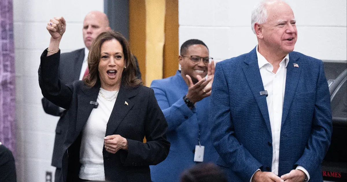 Harris már 4 százalékponttal vezet Trump előtt a legfrissebb közvélemény-kutatás szerint