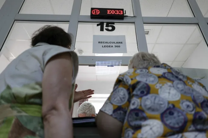 Több mint 700 ezer vesztese van az új nyugdíjtörvénynek